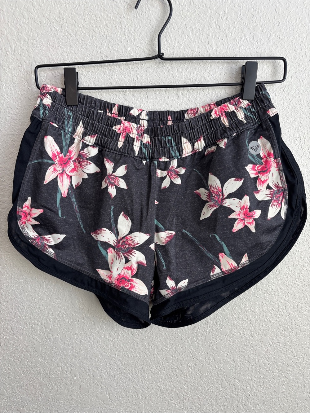 ROXY Gonna Move Floral Swim Shorts size Medium